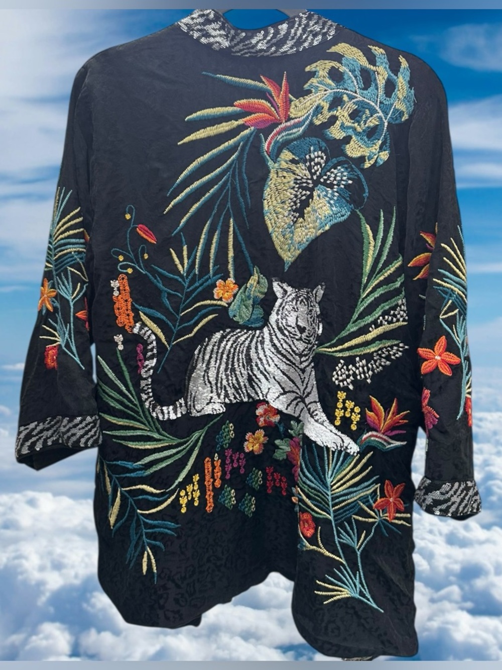 NEW Johnny Was Monica Kimono Sequin Tiger Floral Embroidery Black Jacquard Small - Picture 6 of 14